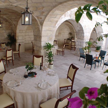 Hotel Masseria Fortificata Donnaloia Monopoli Exterior photo